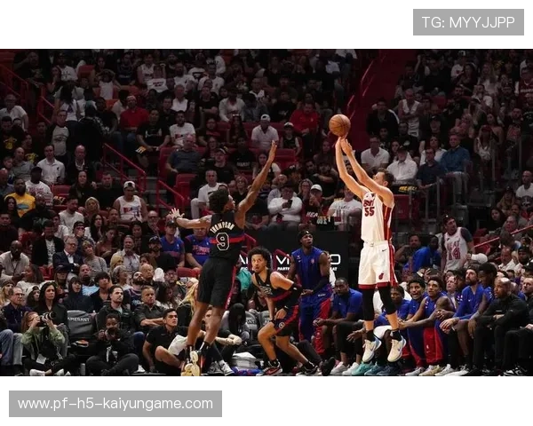 巴特勒强行上篮改写比分，热火险胜对手